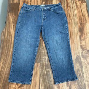 chicos platinum jeans capri crop size chicos 2 = women size 12